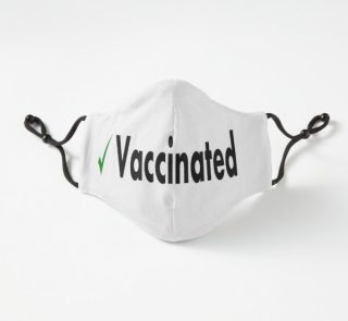 urfitted_mask_flatlay_fitted_regularsquare600x60049-1